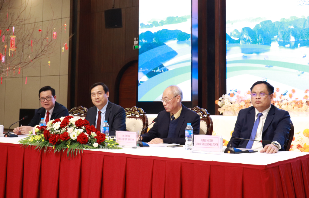 Tổng cục trưởng Tổng cục Du lịch Nguyễn Trùng Khánh phát biểu tại hội nghị. 