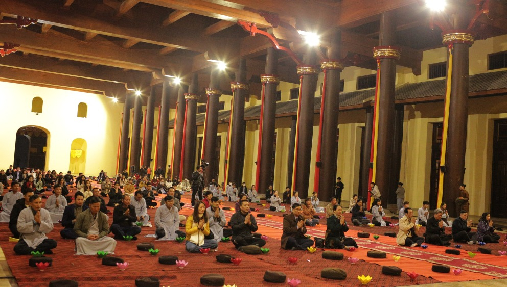 Lễ hội năm nay có nhiều điểm mới. Ban Trị sự GHPGVN tỉnh Quảng Ninh tổ chức các hoạt động tâm linh ban đêm như lễ cầu an, lễ chúc phúc